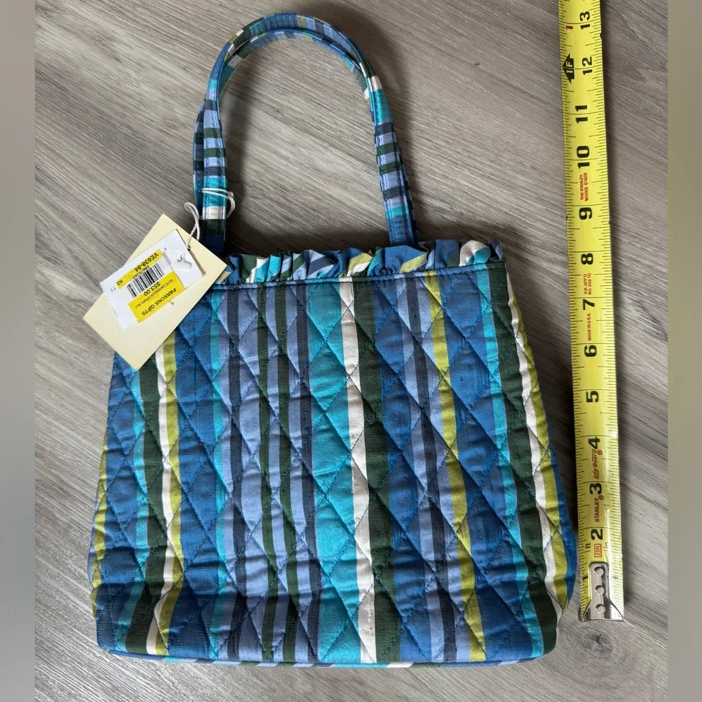 VERA BRADLEY - Picture 6 of 11